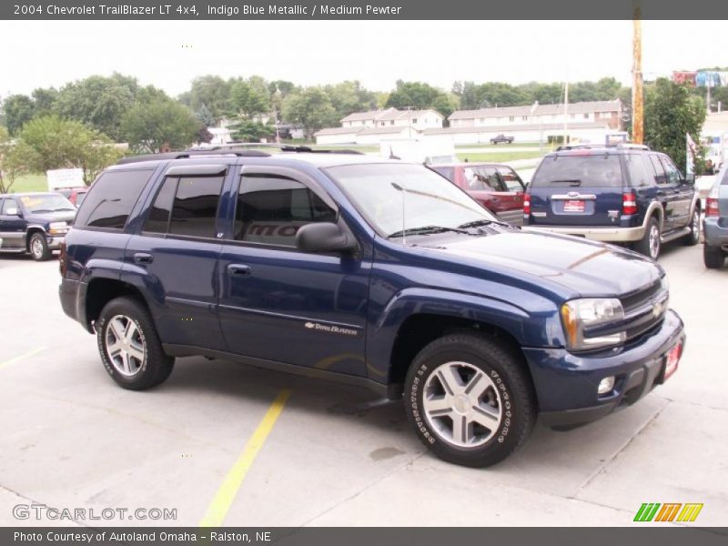 Indigo Blue Metallic / Medium Pewter 2004 Chevrolet TrailBlazer LT 4x4