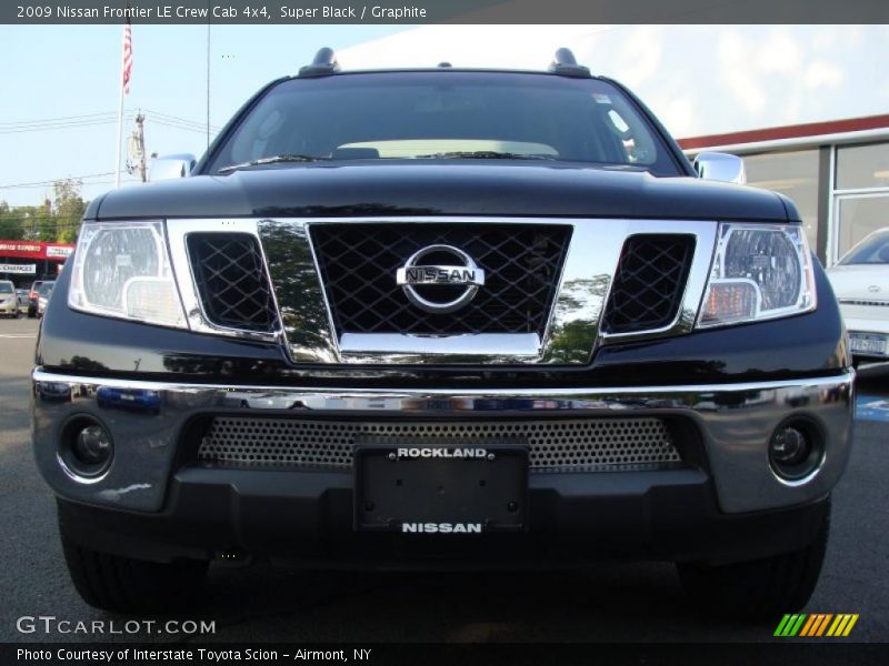 Super Black / Graphite 2009 Nissan Frontier LE Crew Cab 4x4