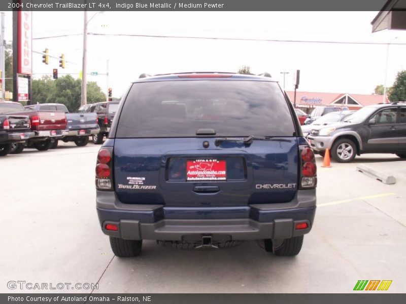 Indigo Blue Metallic / Medium Pewter 2004 Chevrolet TrailBlazer LT 4x4