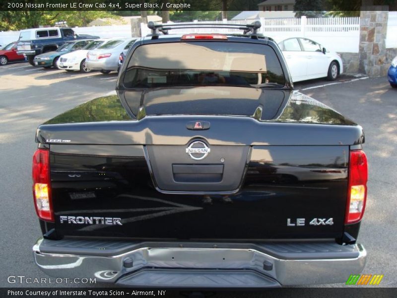 Super Black / Graphite 2009 Nissan Frontier LE Crew Cab 4x4