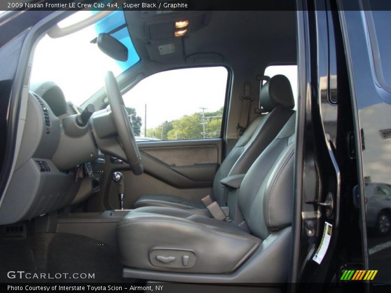 Super Black / Graphite 2009 Nissan Frontier LE Crew Cab 4x4