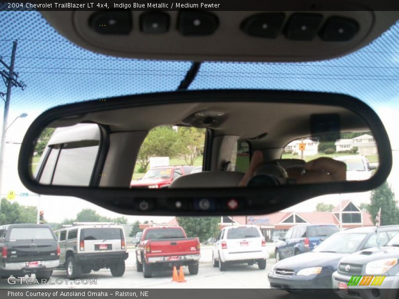 Indigo Blue Metallic / Medium Pewter 2004 Chevrolet TrailBlazer LT 4x4