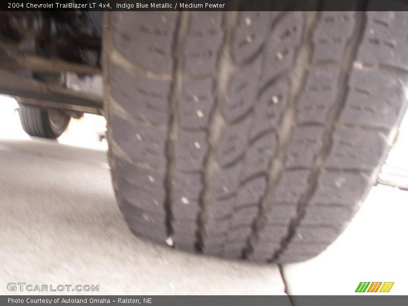 Indigo Blue Metallic / Medium Pewter 2004 Chevrolet TrailBlazer LT 4x4