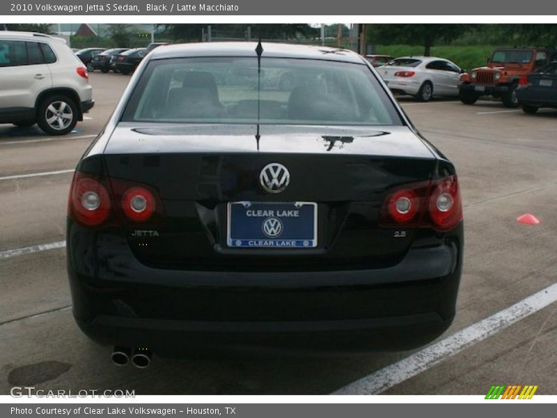 Black / Latte Macchiato 2010 Volkswagen Jetta S Sedan