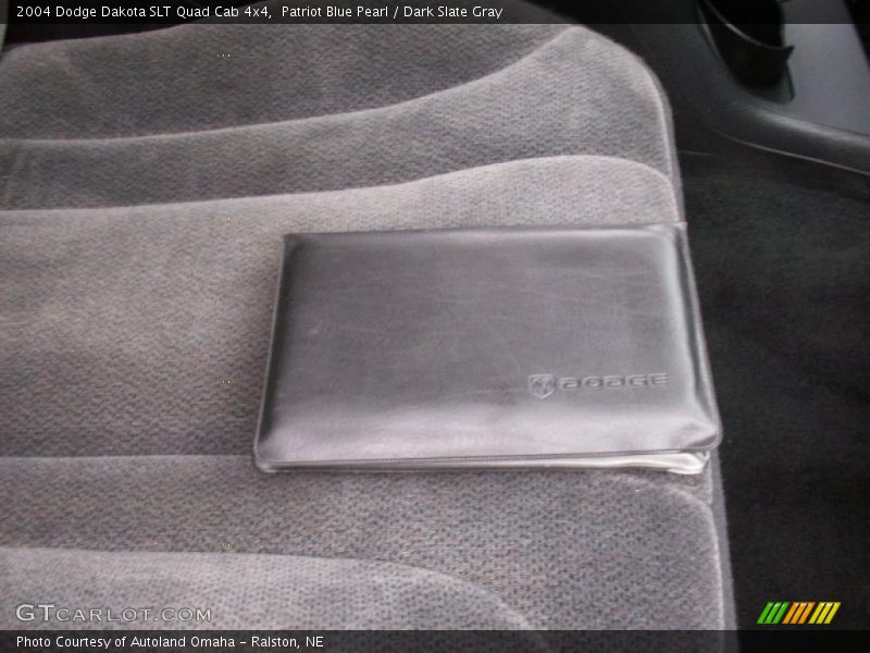 Patriot Blue Pearl / Dark Slate Gray 2004 Dodge Dakota SLT Quad Cab 4x4