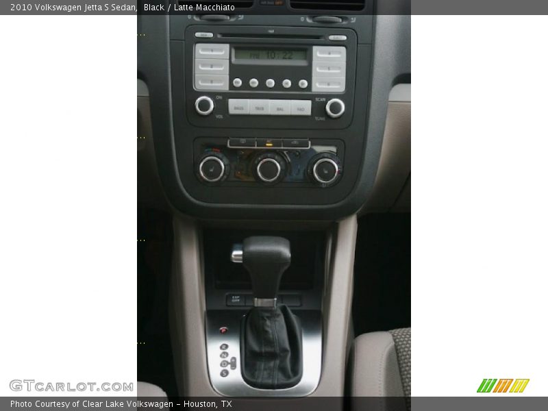 Black / Latte Macchiato 2010 Volkswagen Jetta S Sedan
