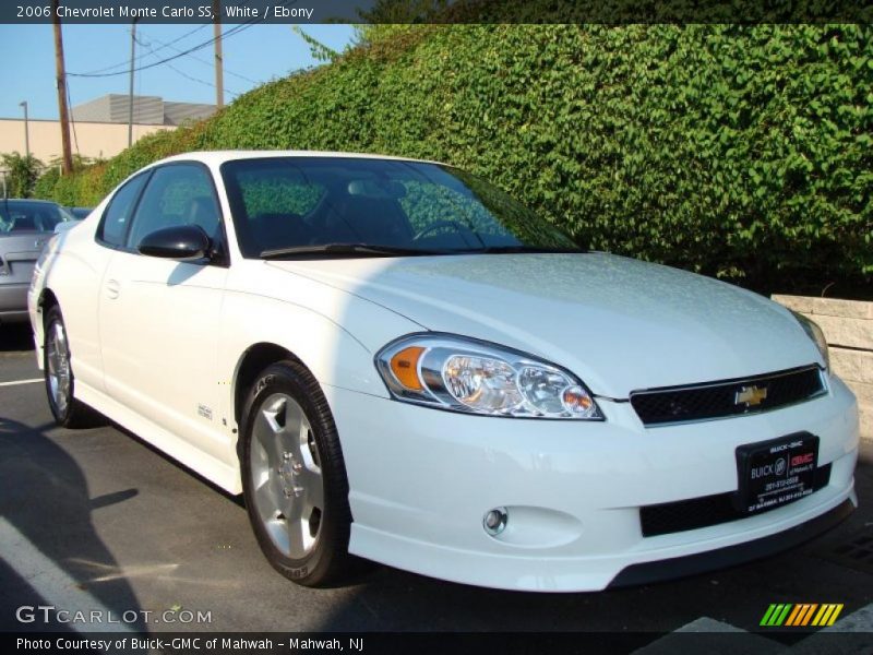 White / Ebony 2006 Chevrolet Monte Carlo SS