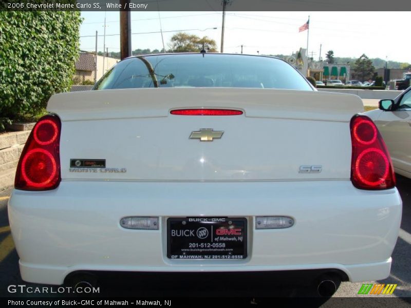 White / Ebony 2006 Chevrolet Monte Carlo SS