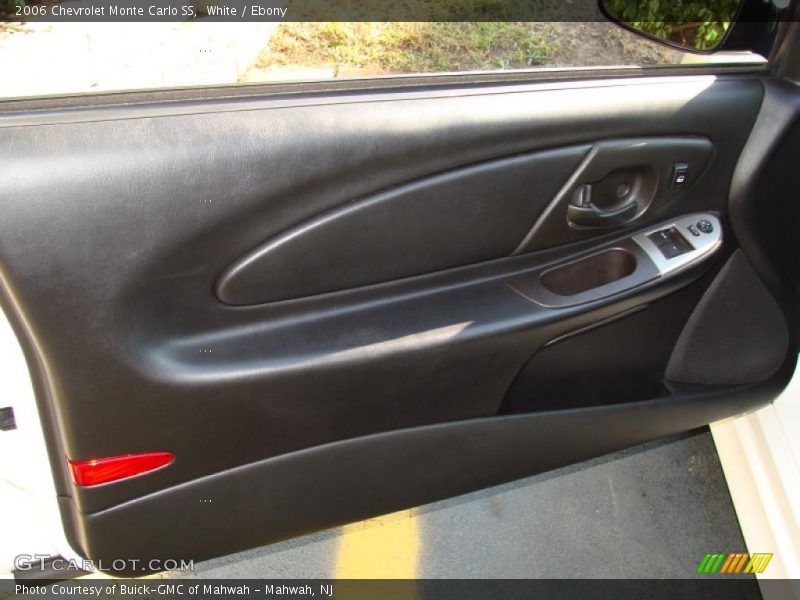 White / Ebony 2006 Chevrolet Monte Carlo SS