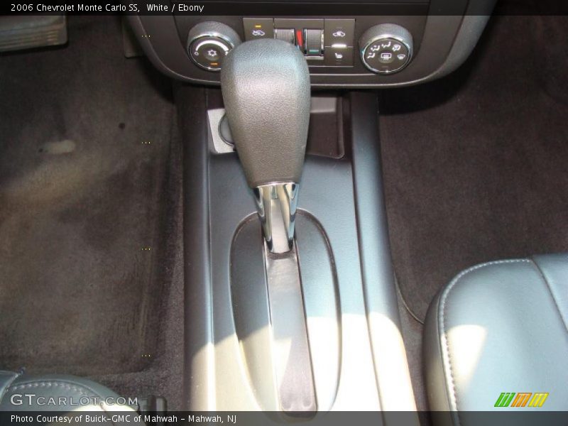 White / Ebony 2006 Chevrolet Monte Carlo SS