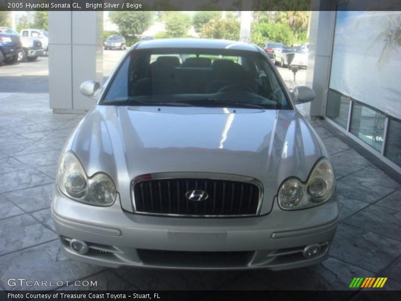 Bright Silver / Beige 2005 Hyundai Sonata GL