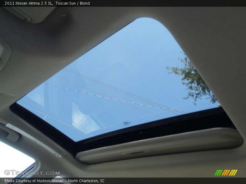 Tuscan Sun / Blond 2011 Nissan Altima 2.5 SL