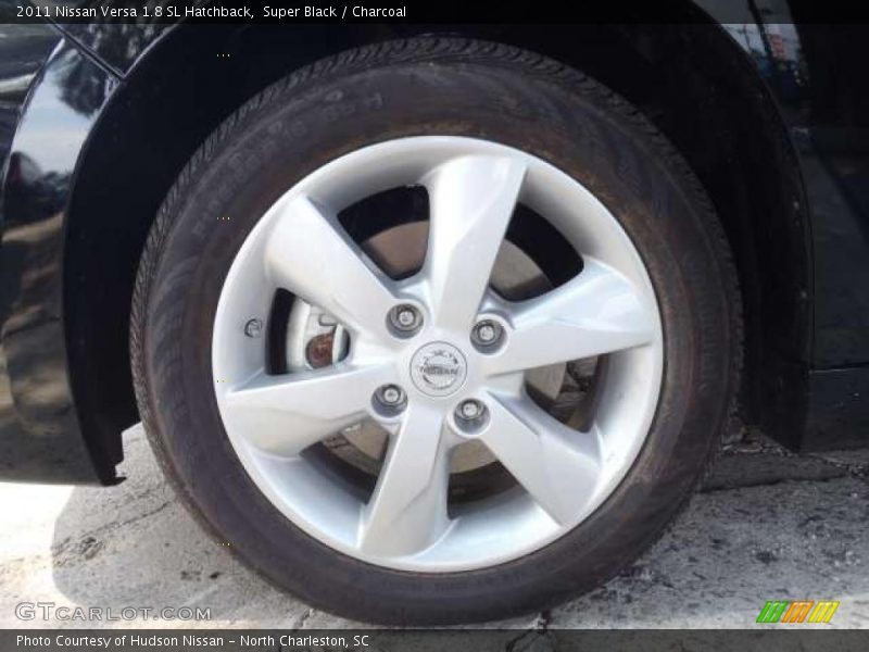 Super Black / Charcoal 2011 Nissan Versa 1.8 SL Hatchback