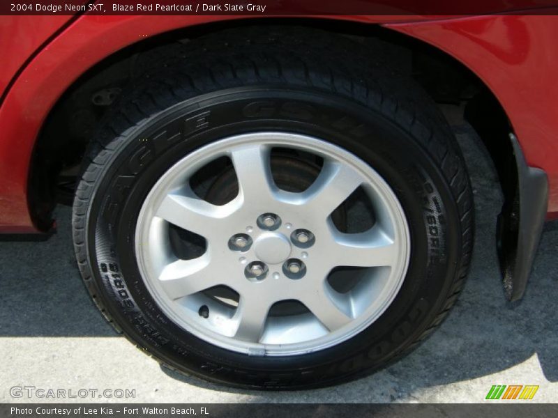 Blaze Red Pearlcoat / Dark Slate Gray 2004 Dodge Neon SXT