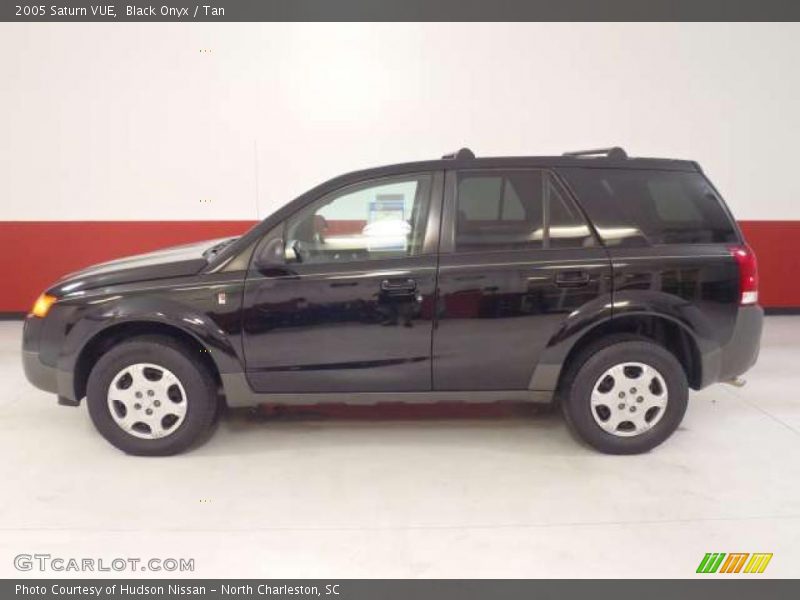 Black Onyx / Tan 2005 Saturn VUE