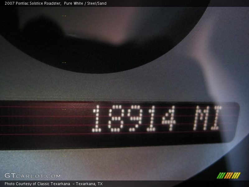 Pure White / Steel/Sand 2007 Pontiac Solstice Roadster