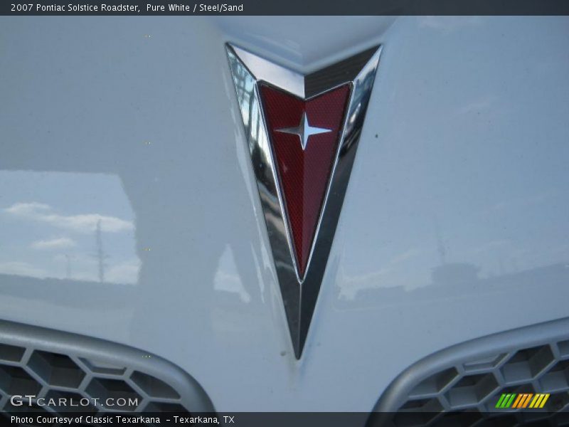 Pure White / Steel/Sand 2007 Pontiac Solstice Roadster