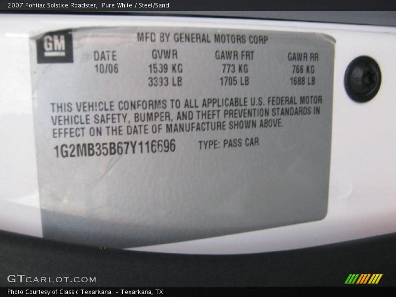 Pure White / Steel/Sand 2007 Pontiac Solstice Roadster