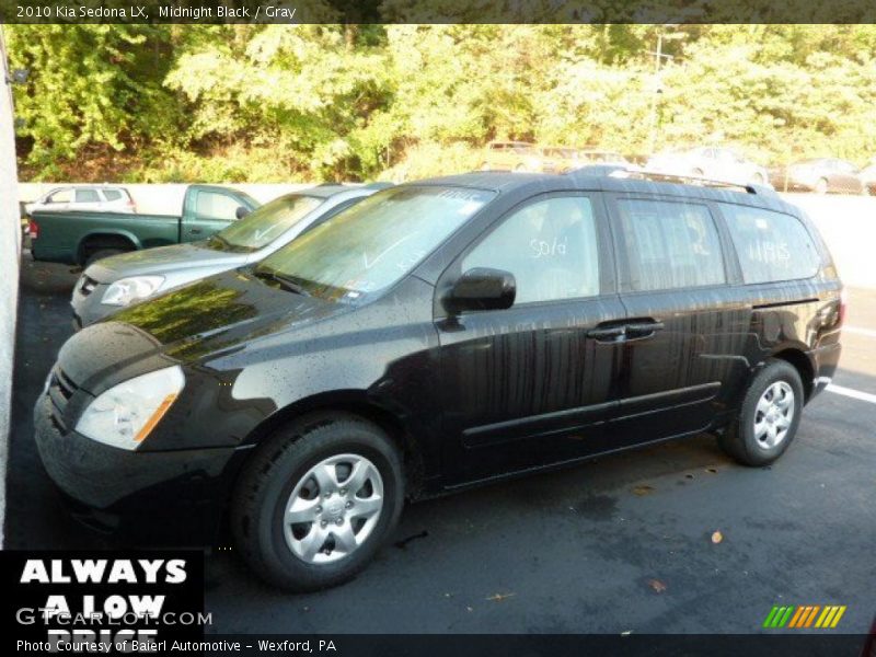 Midnight Black / Gray 2010 Kia Sedona LX