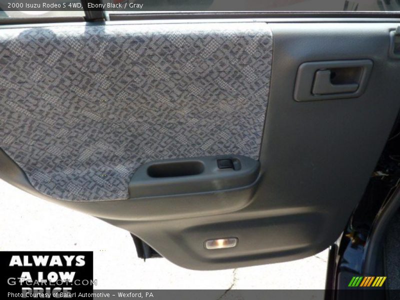Ebony Black / Gray 2000 Isuzu Rodeo S 4WD
