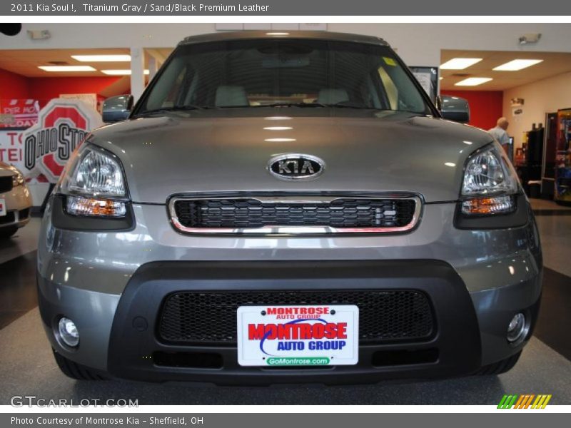 Titanium Gray / Sand/Black Premium Leather 2011 Kia Soul !