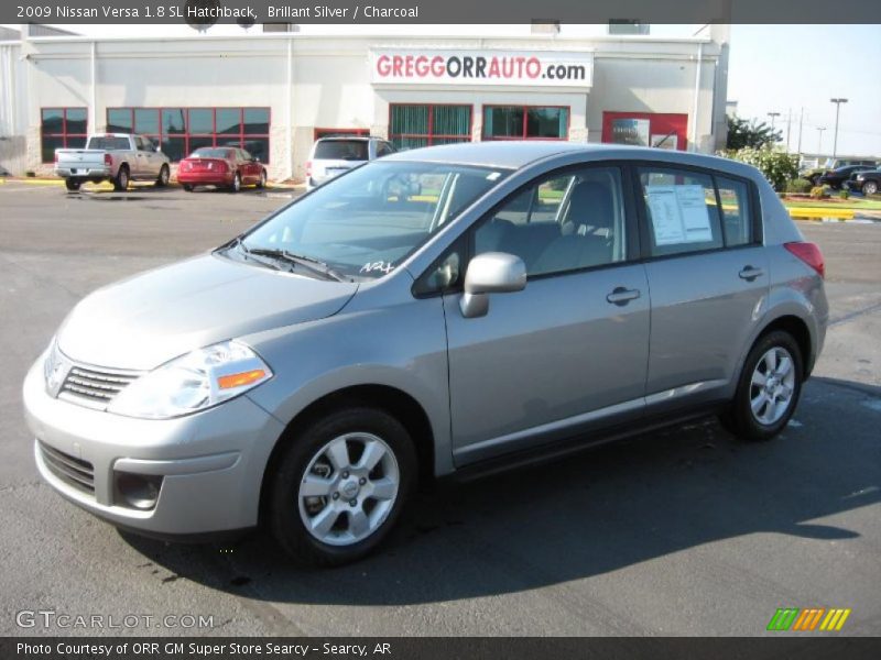 Brillant Silver / Charcoal 2009 Nissan Versa 1.8 SL Hatchback
