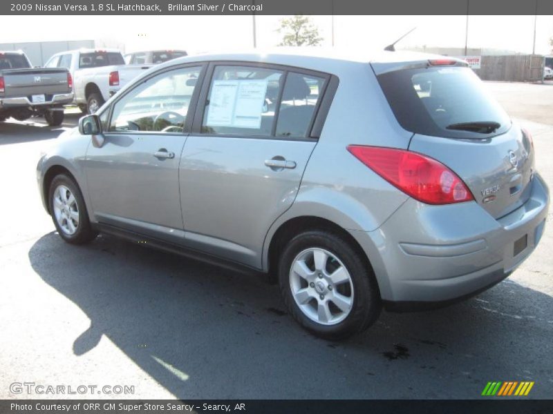 Brillant Silver / Charcoal 2009 Nissan Versa 1.8 SL Hatchback