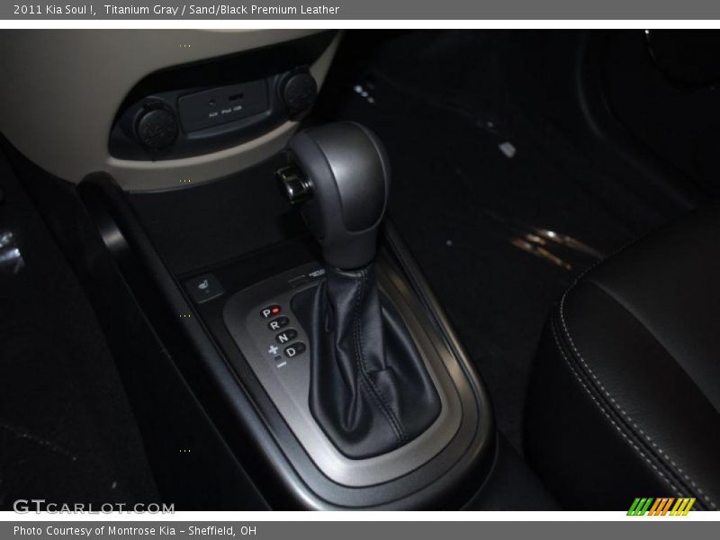 Titanium Gray / Sand/Black Premium Leather 2011 Kia Soul !