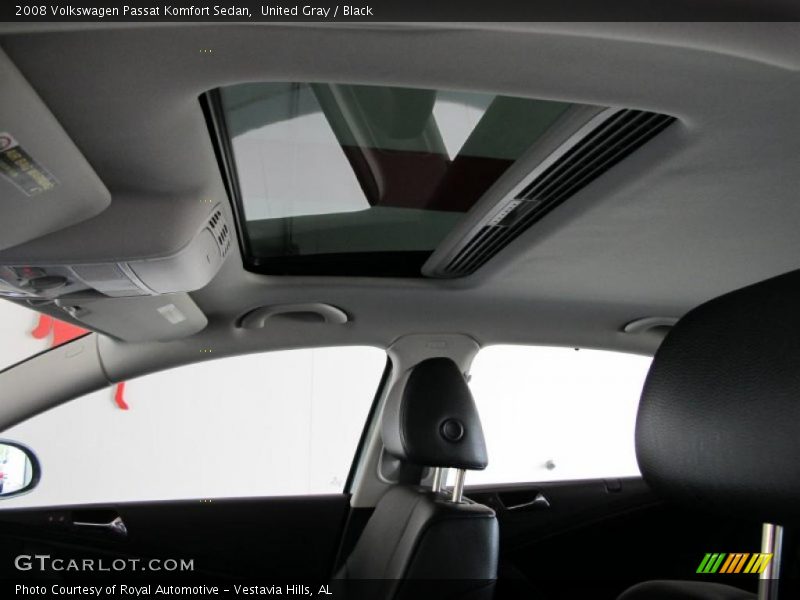 United Gray / Black 2008 Volkswagen Passat Komfort Sedan