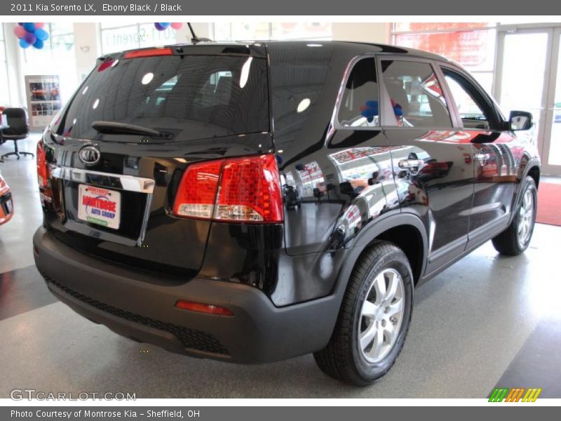 Ebony Black / Black 2011 Kia Sorento LX