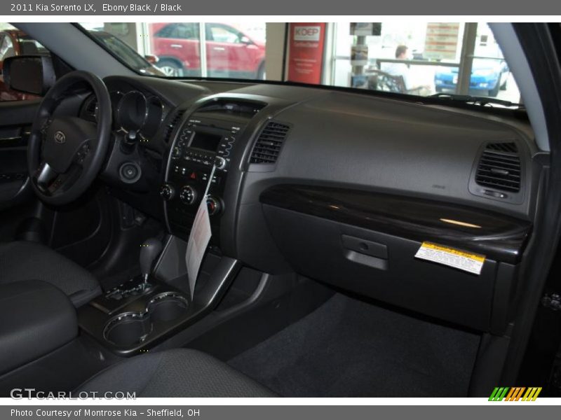 Ebony Black / Black 2011 Kia Sorento LX