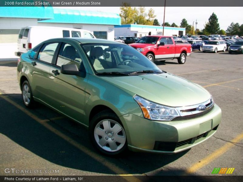 Kiwi Green / Medium Stone 2008 Ford Focus S Sedan