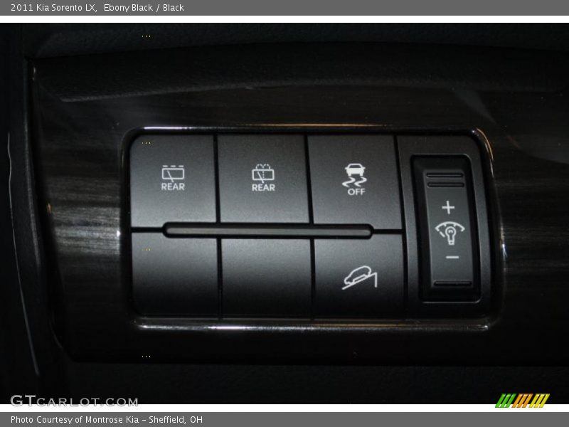 Ebony Black / Black 2011 Kia Sorento LX
