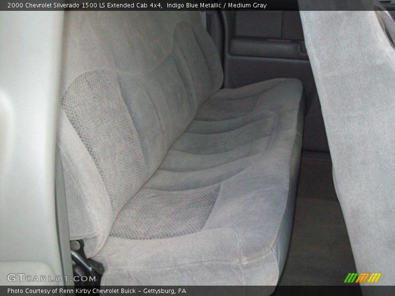Indigo Blue Metallic / Medium Gray 2000 Chevrolet Silverado 1500 LS Extended Cab 4x4