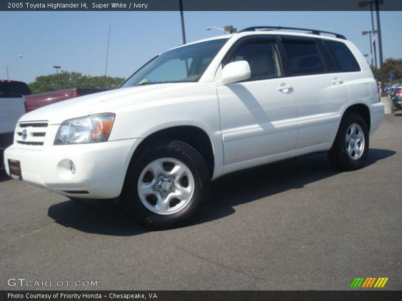 Super White / Ivory 2005 Toyota Highlander I4