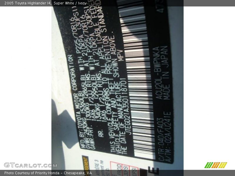 Super White / Ivory 2005 Toyota Highlander I4