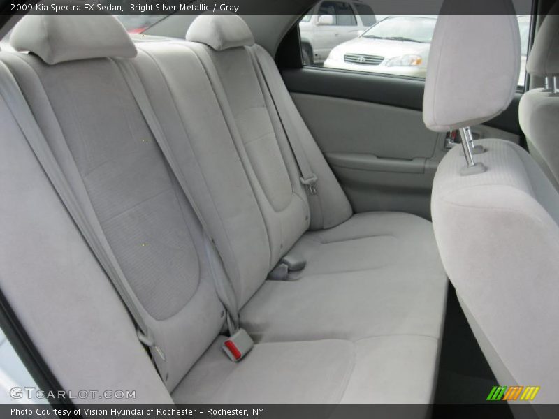 Bright Silver Metallic / Gray 2009 Kia Spectra EX Sedan