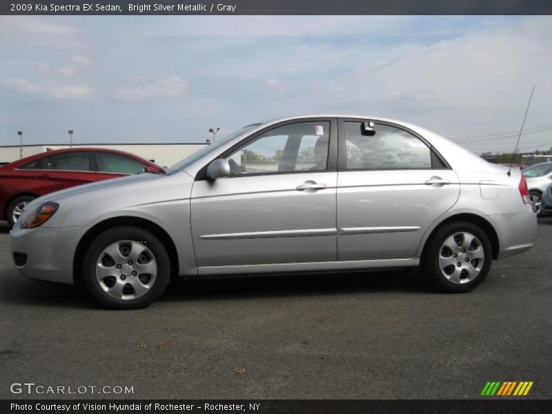 Bright Silver Metallic / Gray 2009 Kia Spectra EX Sedan