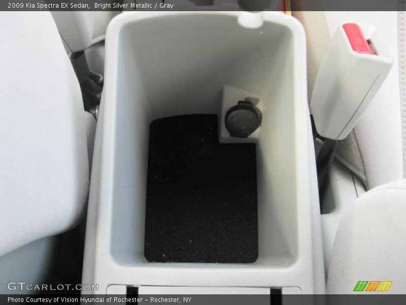 Bright Silver Metallic / Gray 2009 Kia Spectra EX Sedan