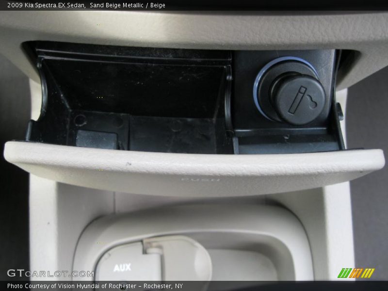 Sand Beige Metallic / Beige 2009 Kia Spectra EX Sedan