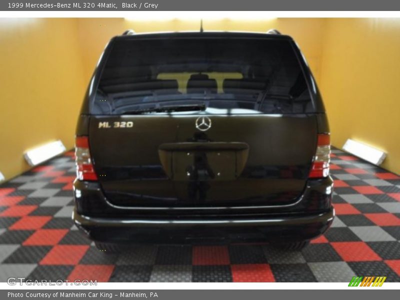 Black / Grey 1999 Mercedes-Benz ML 320 4Matic