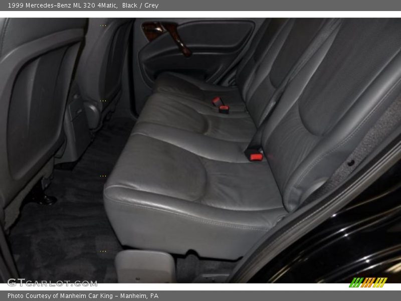 Black / Grey 1999 Mercedes-Benz ML 320 4Matic