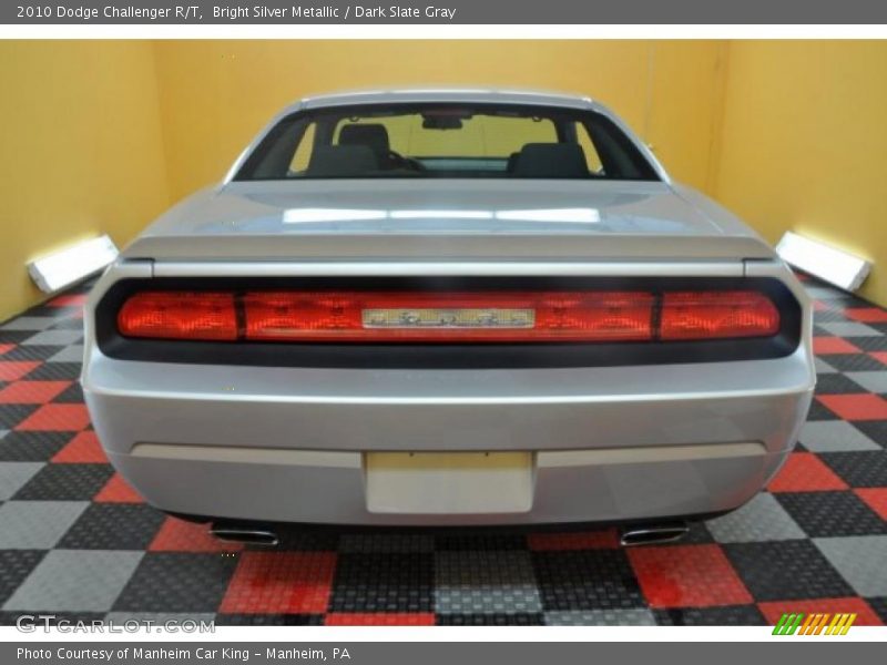 Bright Silver Metallic / Dark Slate Gray 2010 Dodge Challenger R/T
