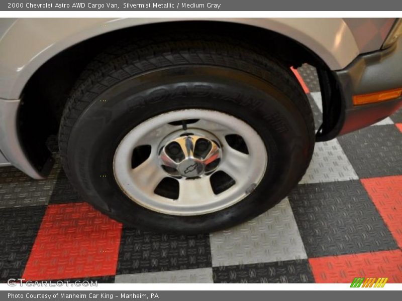 Silvermist Metallic / Medium Gray 2000 Chevrolet Astro AWD Cargo Van