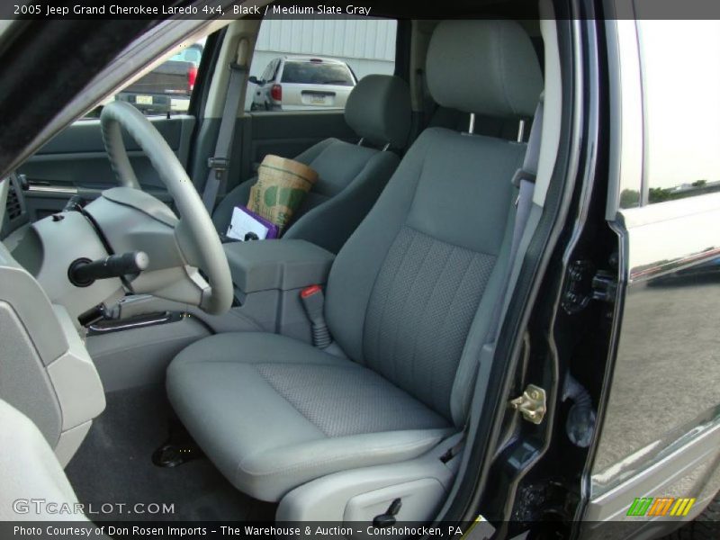 Black / Medium Slate Gray 2005 Jeep Grand Cherokee Laredo 4x4