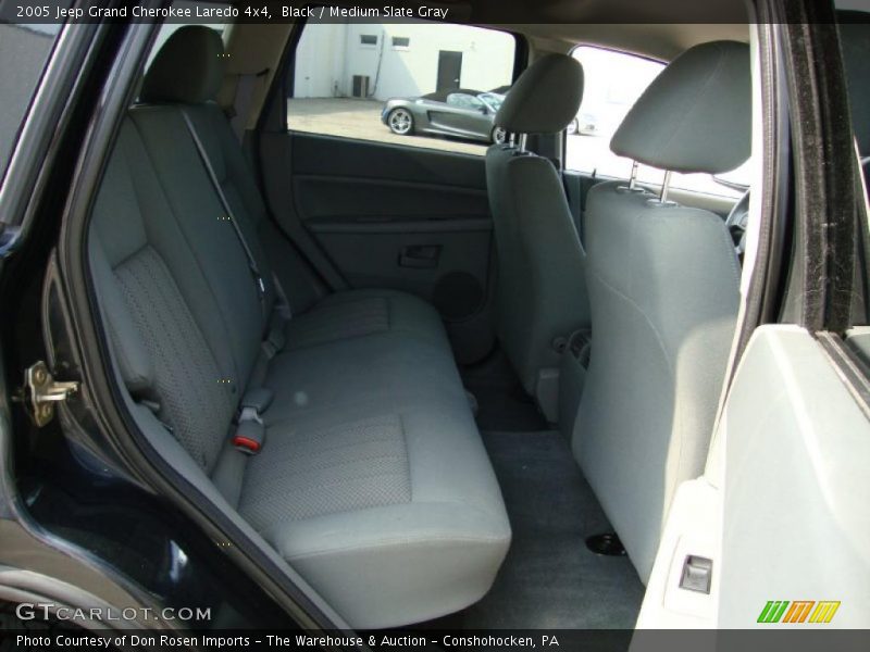 Black / Medium Slate Gray 2005 Jeep Grand Cherokee Laredo 4x4