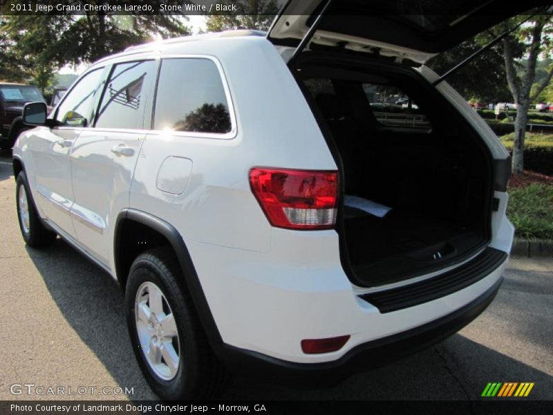 Stone White / Black 2011 Jeep Grand Cherokee Laredo