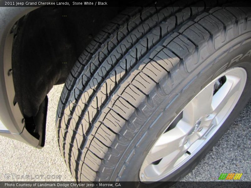 Stone White / Black 2011 Jeep Grand Cherokee Laredo