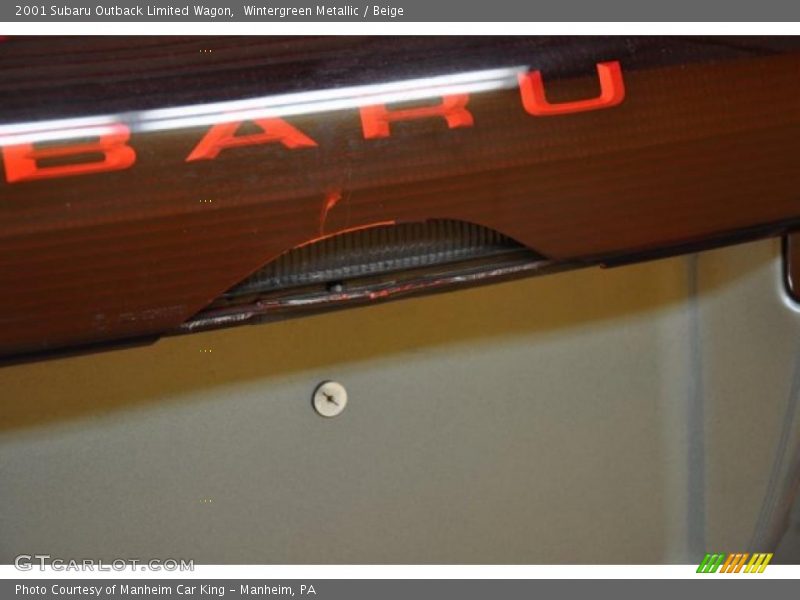 Wintergreen Metallic / Beige 2001 Subaru Outback Limited Wagon