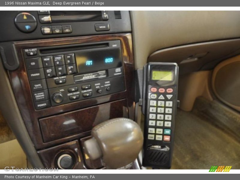 Deep Evergreen Pearl / Beige 1996 Nissan Maxima GLE